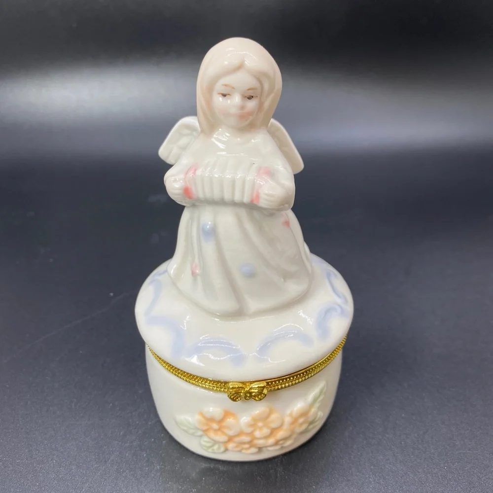 Greenbrier International Vintage Angel With Concertin Trinket Box/Gold Trim#312